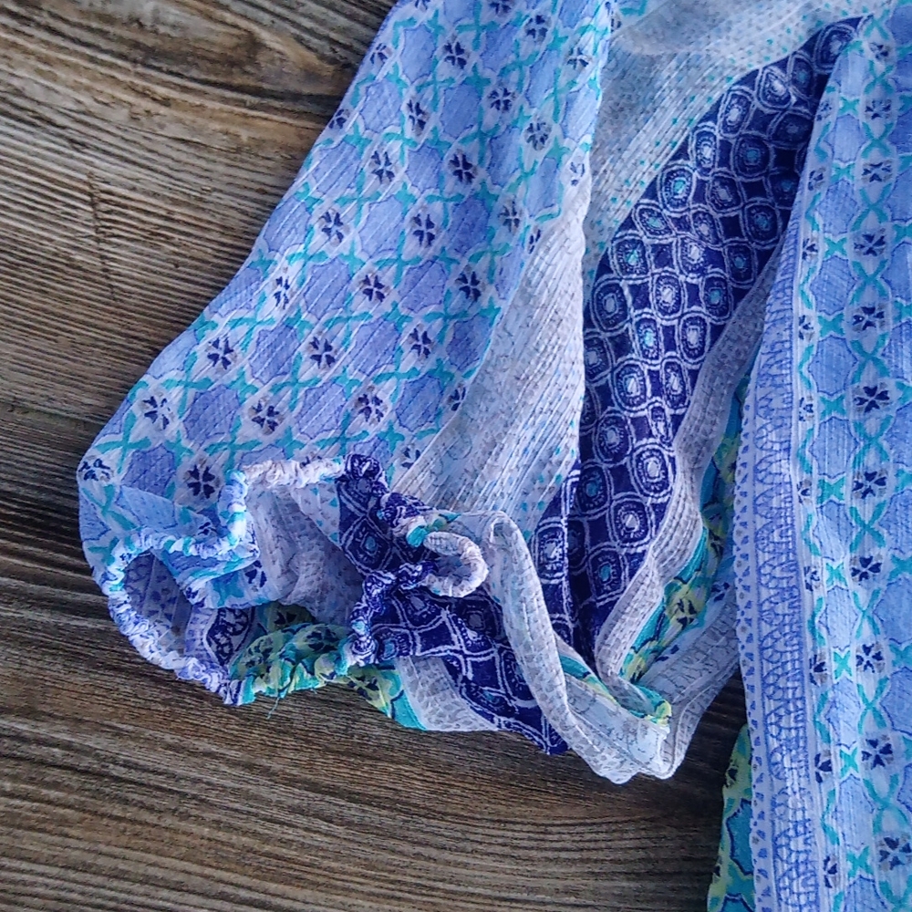 Boho Lightweight Flowy Colorful Patterned Keyhole… - image 3